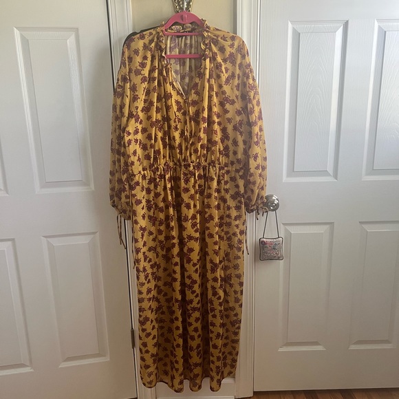 O.P.T. Rhea Dress - Picture 5 of 7